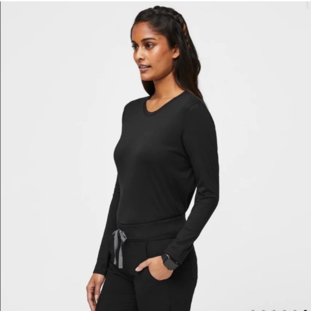 Figs Black Super Soft Underscrub Long Sleeve Shirt Women’s Size Medium